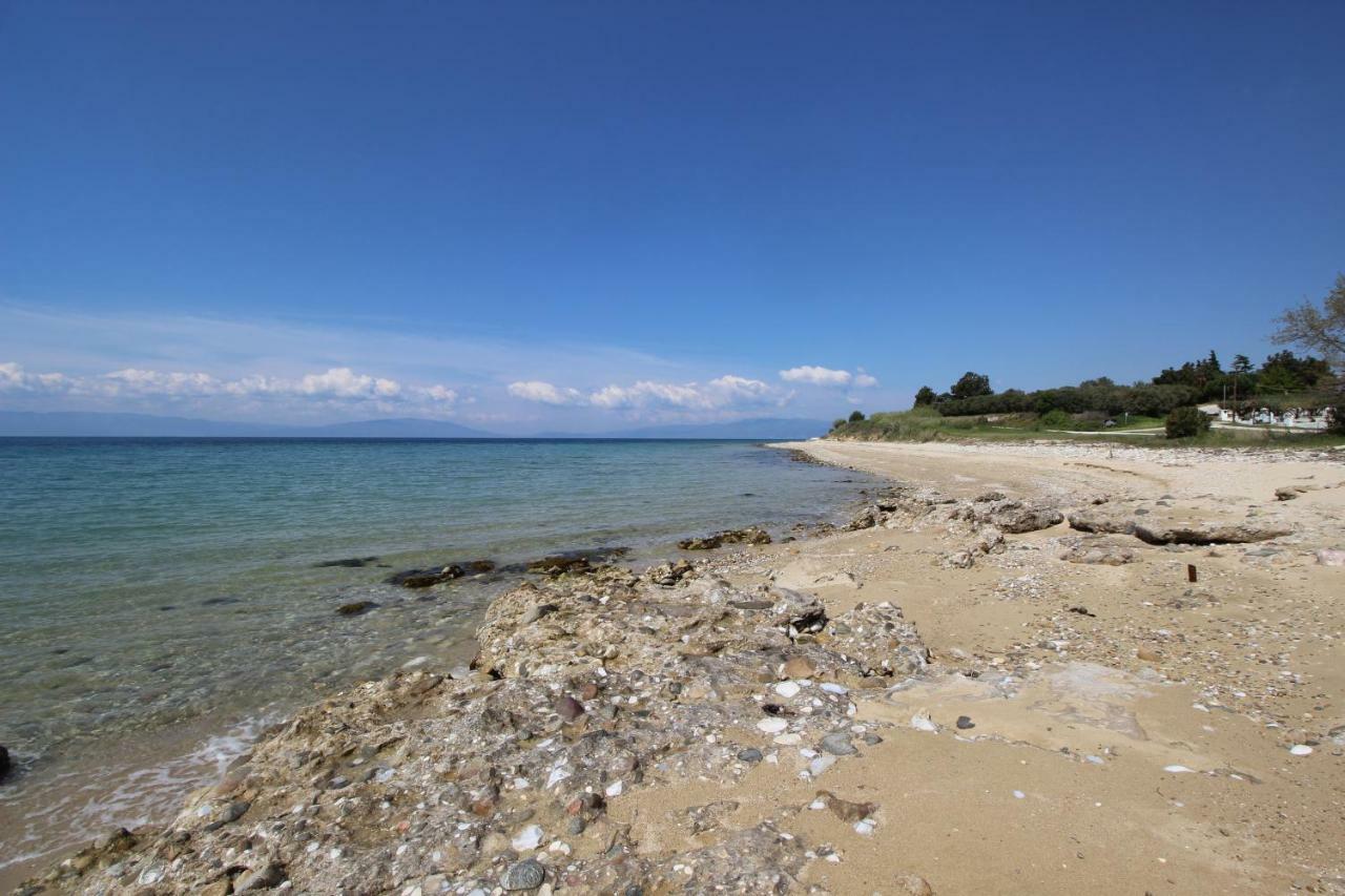 Kariani Beach Apartment Экстерьер фото