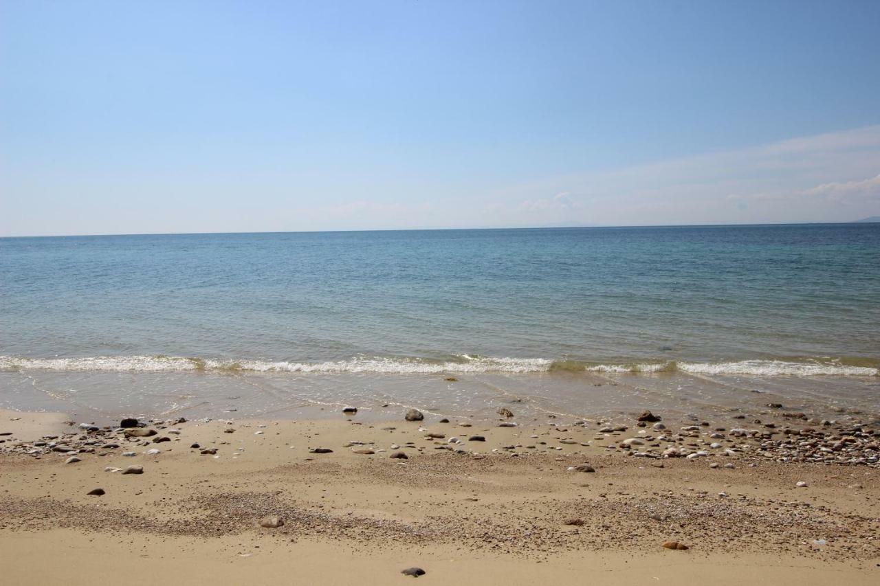 Kariani Beach Apartment Экстерьер фото