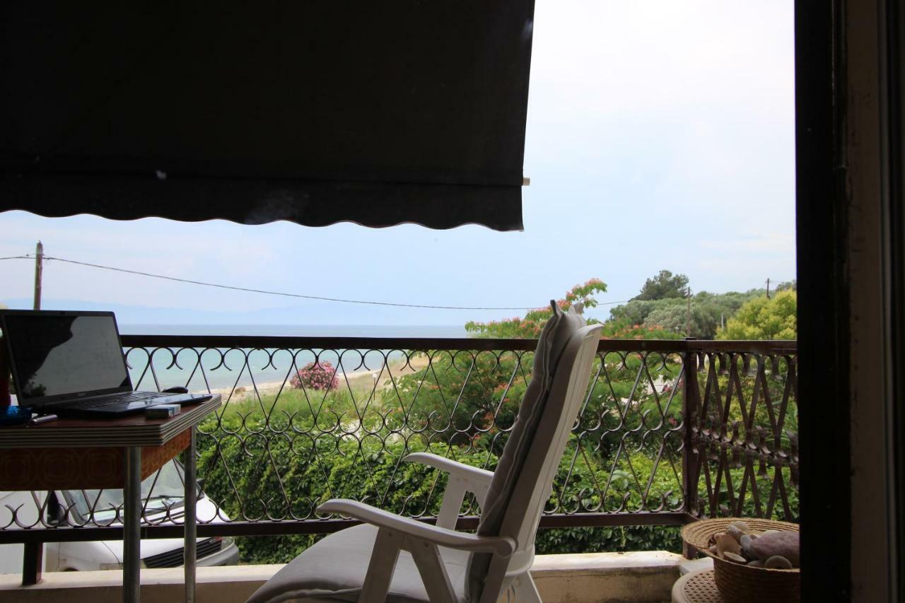 Kariani Beach Apartment Экстерьер фото